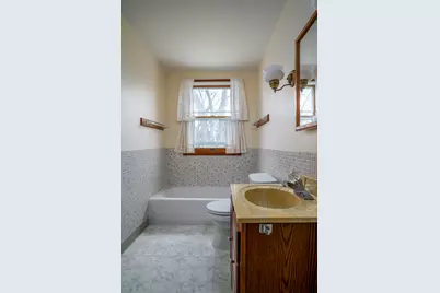 2421 4th Street, Moline, IL 61265 - Photo 20