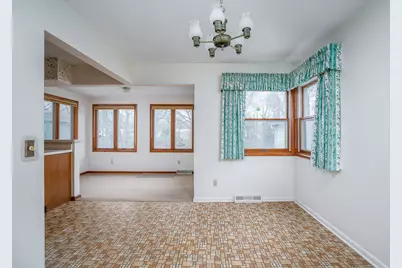 2421 4th Street, Moline, IL 61265 - Photo 6