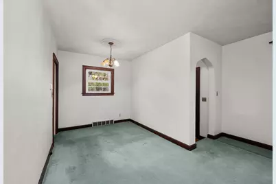 925 24th Street, Moline, IL 61265 - Photo 8