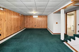 925 24th St, Moline, IL 61265 - Photo 26