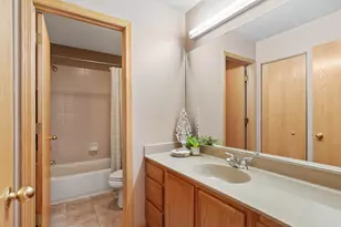 1205 Pennsylvania Ave, Winthrop Harbor, IL 60096 - Photo 20