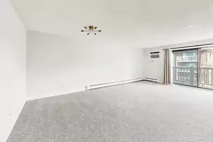 239 Gregory St, Aurora, IL 60504 - Photo 6