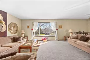 213 Windsor Dr, Bolingbrook, IL 60440 - Photo 4