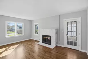 222 S Hudson St, Westmont, IL 60559 - Photo 10