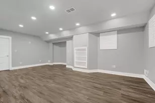 117 S Grant St, Westmont, IL 60559 - Photo 22