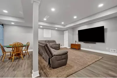 117 S Grant Street, Westmont, IL 60559 - Photo 18