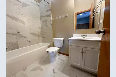 639 W Garfield Boulevard #3, Chicago, IL 60621 - Photo 12