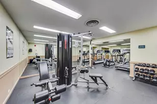 3950 N Lake Shore Dr, Chicago, IL 60613 - Photo 16