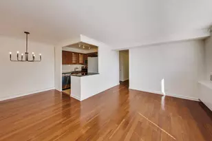 3950 N Lake Shore Dr, Chicago, IL 60613 - Photo 4