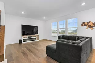 1014 Dr John Burkey Dr, Algonquin, IL 60102 - Photo 4