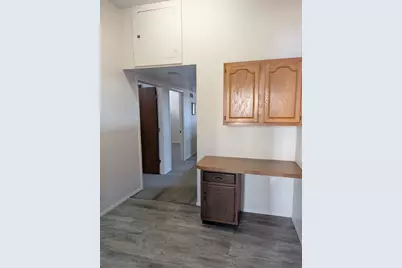 404 N West Avenue, Freeport, IL 61032 - Photo 8