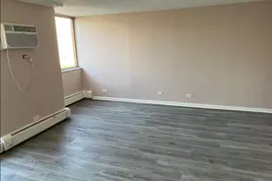 2211 S Stewart Ave, Lombard, IL 60148 - Photo 6