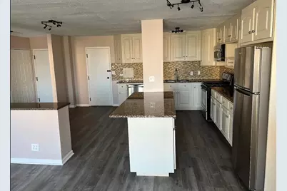 2211 S Stewart Avenue #3B, Lombard, IL 60148 - Photo 4