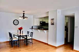 4710 Euclid Ave, Rolling Meadows, IL 60008 - Photo 4