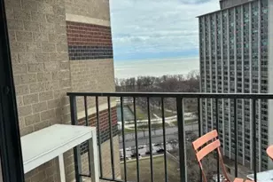 3660 N Lake Shore Dr, Chicago, IL 60613 - Photo 12