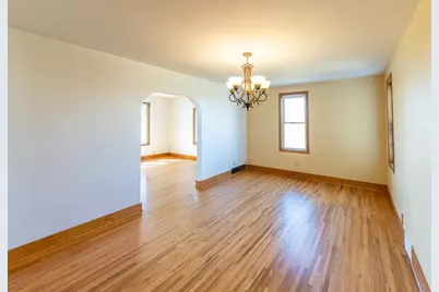 3405 S White Rock Road, Rochelle, IL 61068 - Photo 14