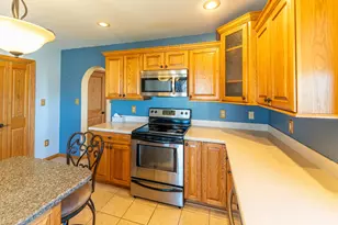 3405 S White Rock Rd, Rochelle, IL 61068 - Photo 10