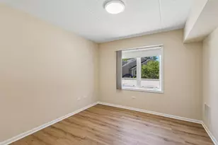 7450 N Lincoln Ave, Skokie, IL 60076 - Photo 16