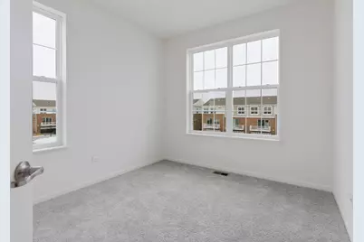 2929 Showplace Drive, Naperville, IL 60564 - Photo 10