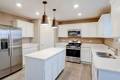 1792 Breton Avenue, North Aurora, IL 60542 - Photo 8