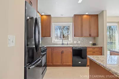 763 E Division Street, Lombard, IL 60148 - Photo 8