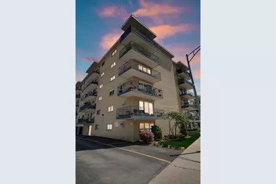 320 Circle Avenue #403, Forest Park, IL 60130 - Photo 1