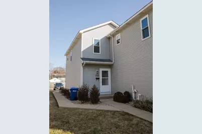 713 Stevens Street #713, Geneva, IL 60134 - Photo 1