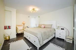 4828 W Berwyn Ave, Chicago, IL 60630 - Photo 18