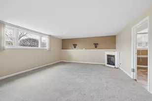 15257 Rob Roy Dr, Oak Forest, IL 60452 - Photo 12