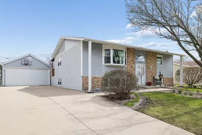 15257 Rob Roy Drive, Oak Forest, IL 60452 - Photo 2