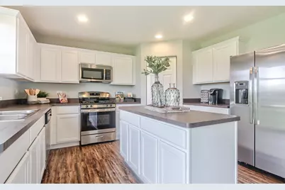 325 Monica Lane, Oswego, IL 60543 - Photo 14