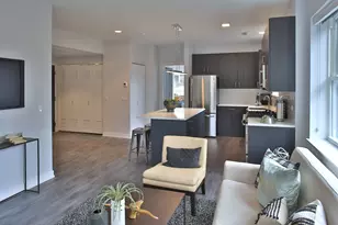 909 W Montana St, Chicago, IL 60614 - Photo 4