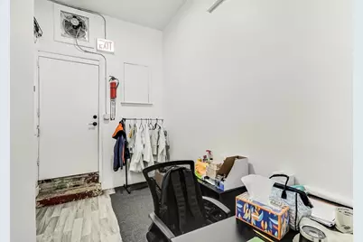 2632 W Touhy Avenue, Chicago, IL 60645 - Photo 6