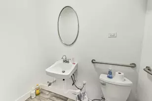 2632 W Touhy Ave, Chicago, IL 60645 - Photo 8