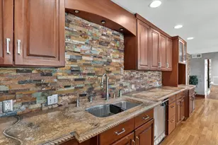 5992 Palisades Pkwy, Rockford, IL 61109 - Photo 8