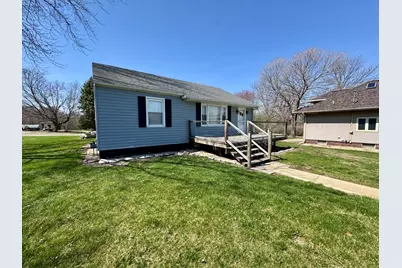 515 S Park Street, Sheffield, IL 61361 - Photo 2