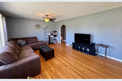 515 S Park Street, Sheffield, IL 61361 - Photo 4