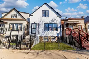 4924 W Congress Pkwy, Chicago, IL 60644 - Photo 1