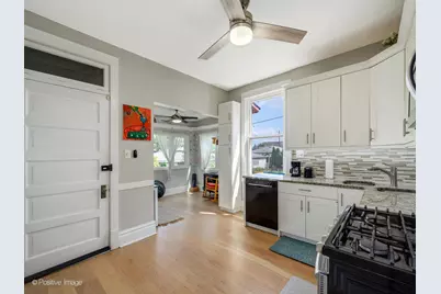 3109 Clarence Avenue, Berwyn, IL 60402 - Photo 2