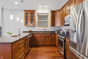 2229 N Leavitt St, Chicago, IL 60647 - Photo 6