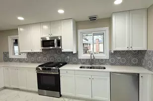 1166 Saylesville Ln, Schaumburg, IL 60193 - Photo 8