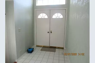 718 Sturnbridge Lane, Schaumburg, IL 60173 - Photo 2