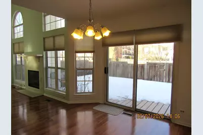 718 Sturnbridge Lane, Schaumburg, IL 60173 - Photo 6