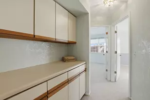 718 Sturnbridge Ln, Schaumburg, IL 60173 - Photo 18