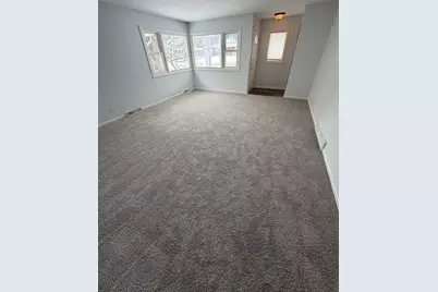 1388 Gardina Vista, Crystal Lake, IL 60014 - Photo 6