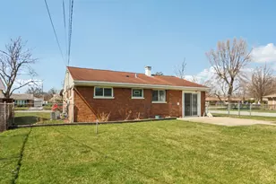 17303 Greenbay Ave SE, Lansing, IL 60438 - Photo 28