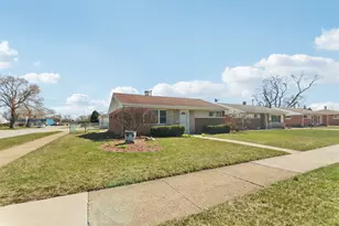 17303 Greenbay Ave SE, Lansing, IL 60438 - Photo 12