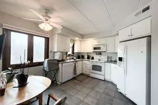 1660 E Thacker St, Des Plaines, IL 60016 - Photo 6