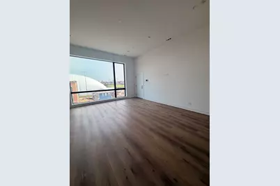 1320 S Ashland Avenue #201, Chicago, IL 60608 - Photo 6