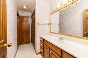 1402 E Indiana Ave, Pontiac, IL 61764 - Photo 36